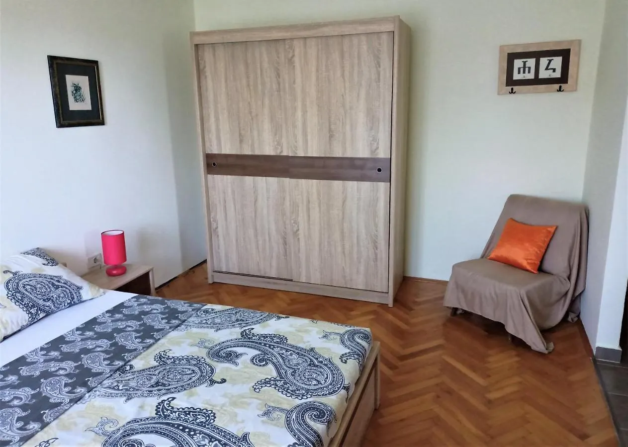Cozy Apartment In The City Center location